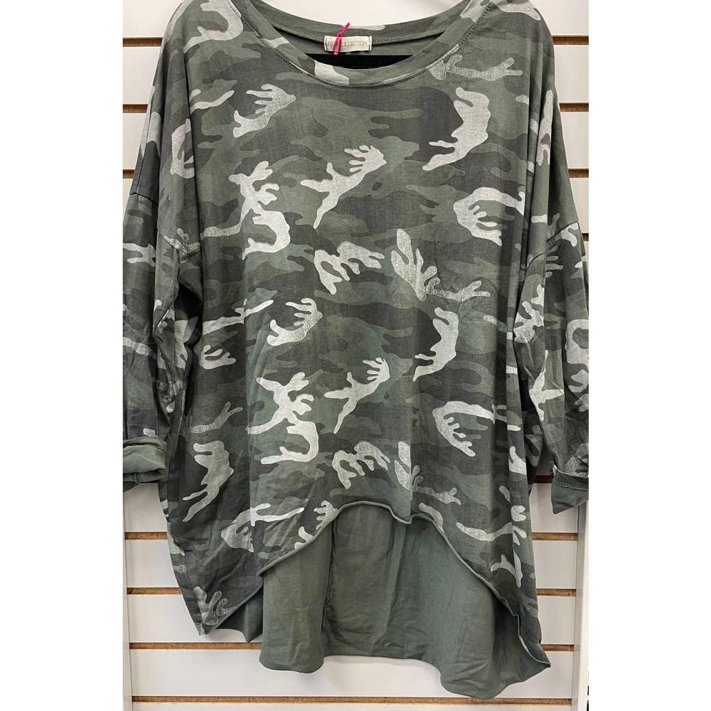 NEW YOLLY women's camo high low top in green